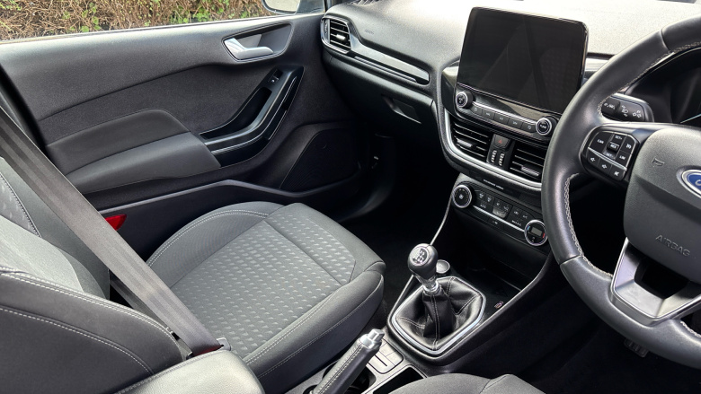 Ford Fiesta 1.0 EcoBoost Titanium 5dr Petrol Hatchback